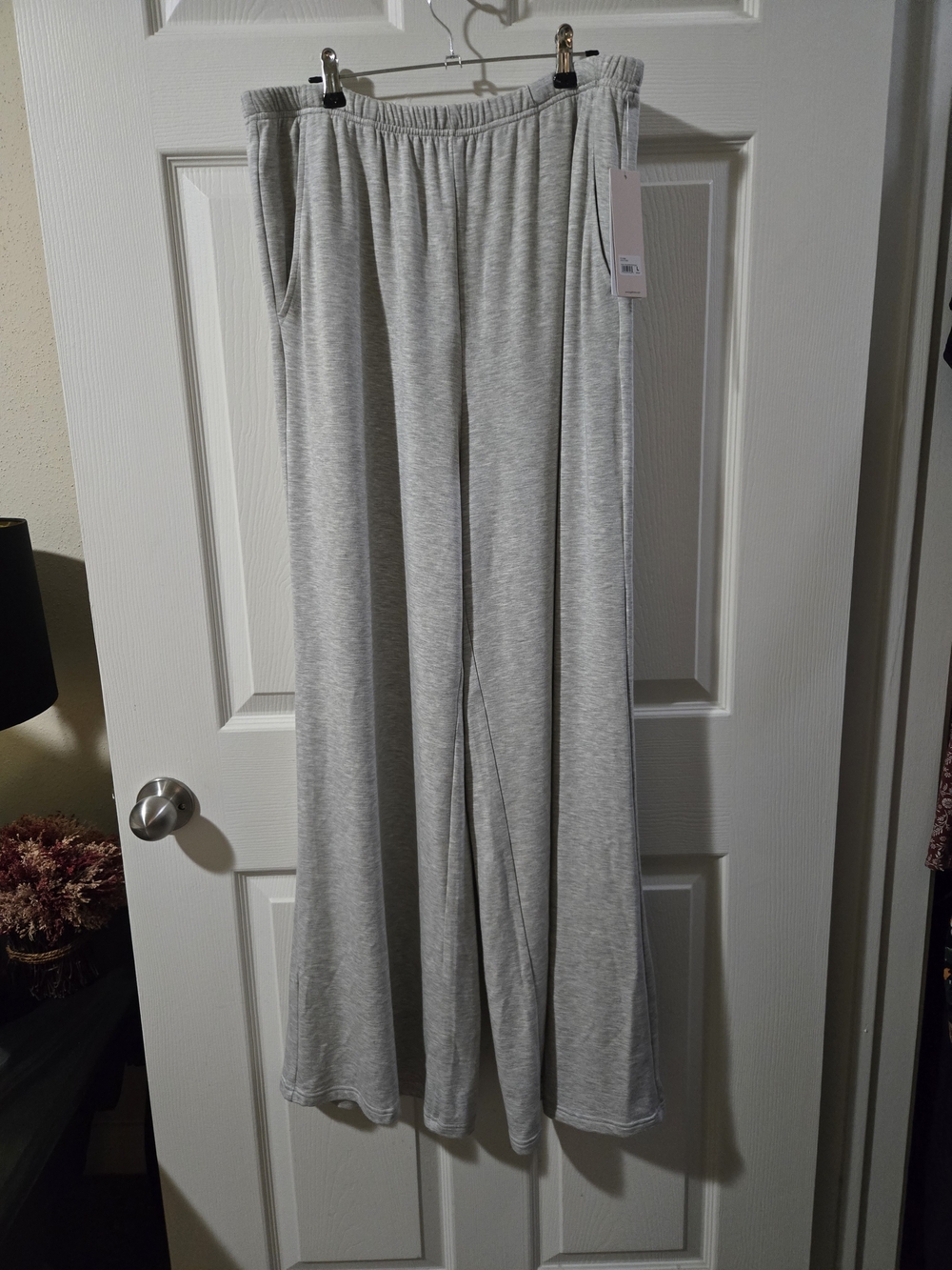 Yogalicious Heather Gray Lounge Pants NWT - Picture 10 of 13